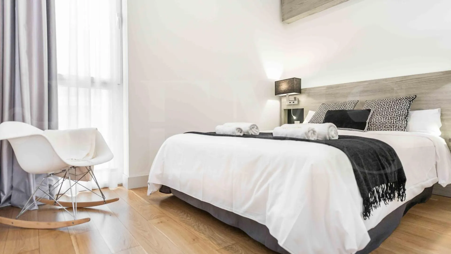 Inviting Apartment In Historic Center By Rems Màlaga